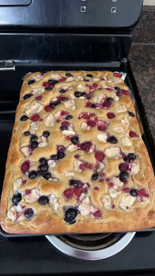 Kodiak Cakes sheet pan pancakes